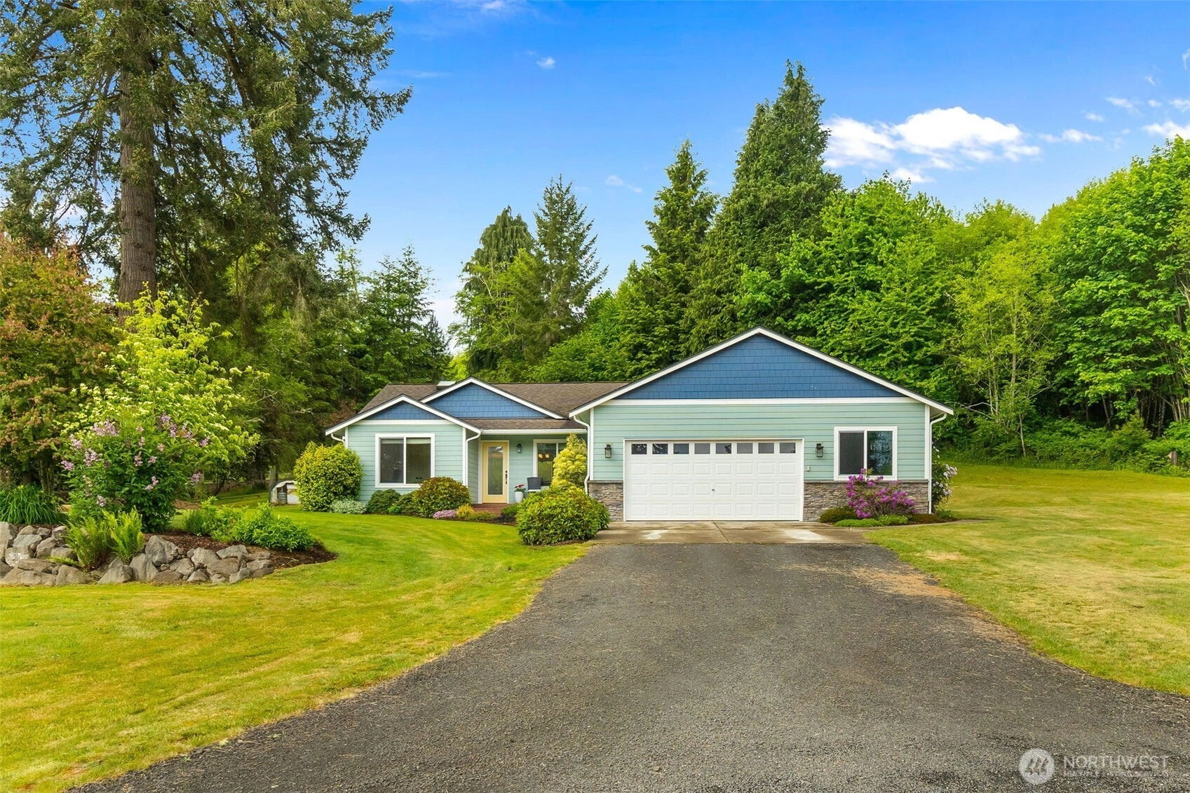20 Legacy Lane Elma WA 98541