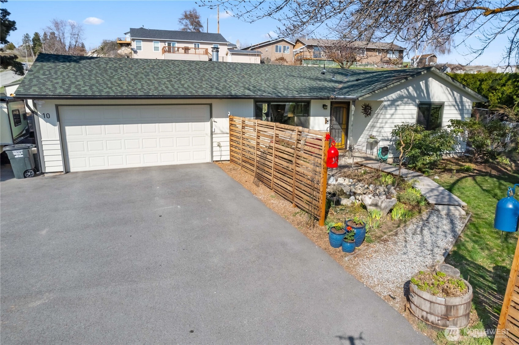 10 Hope Ln Unit  Manson WA 98831