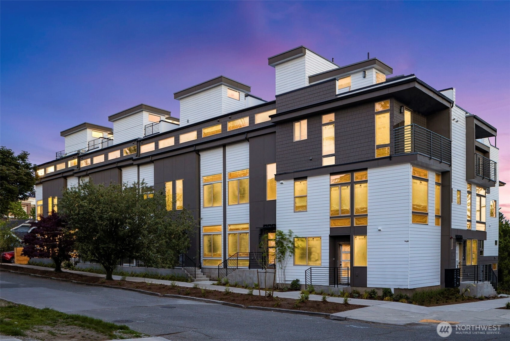 1203 F N Allen Pl Seattle WA 98103