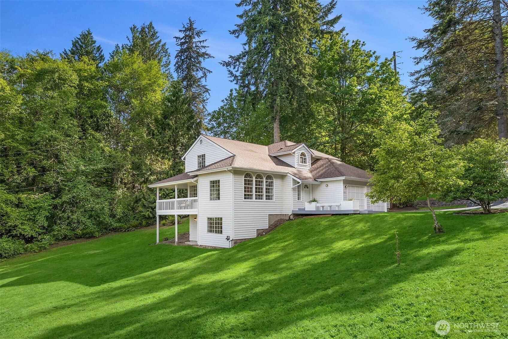 8021 NE Sandpiper Ln Bainbridge Island WA 98110