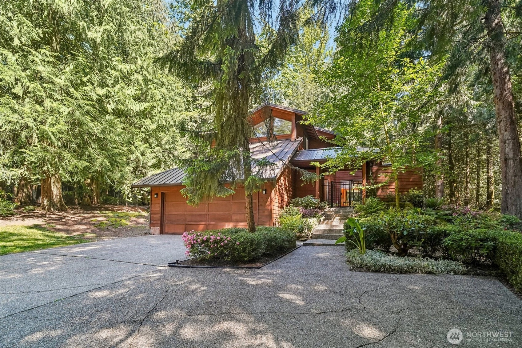 26708 NE 40th St Redmond WA 98053