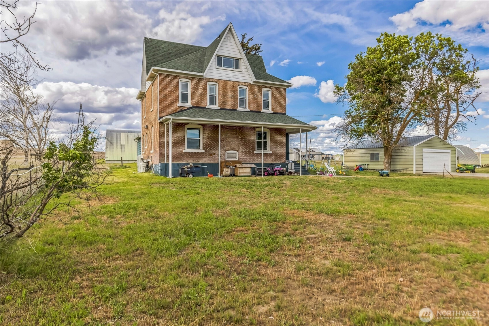 8495 Williams Rd E Wilbur WA 99185