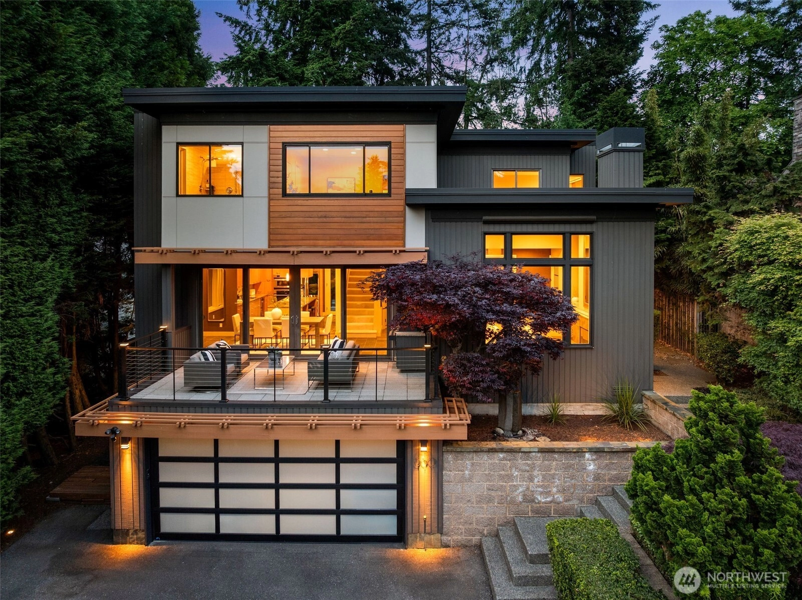 530 Alexander Ave Kirkland WA 98033