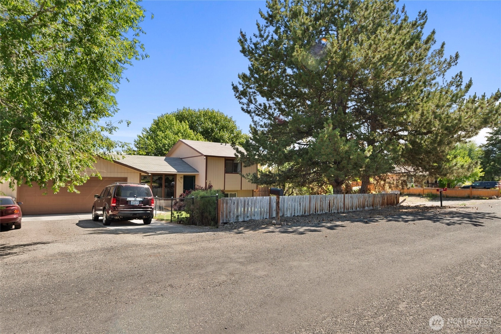 3069 Monterey Dr Malaga WA 98828
