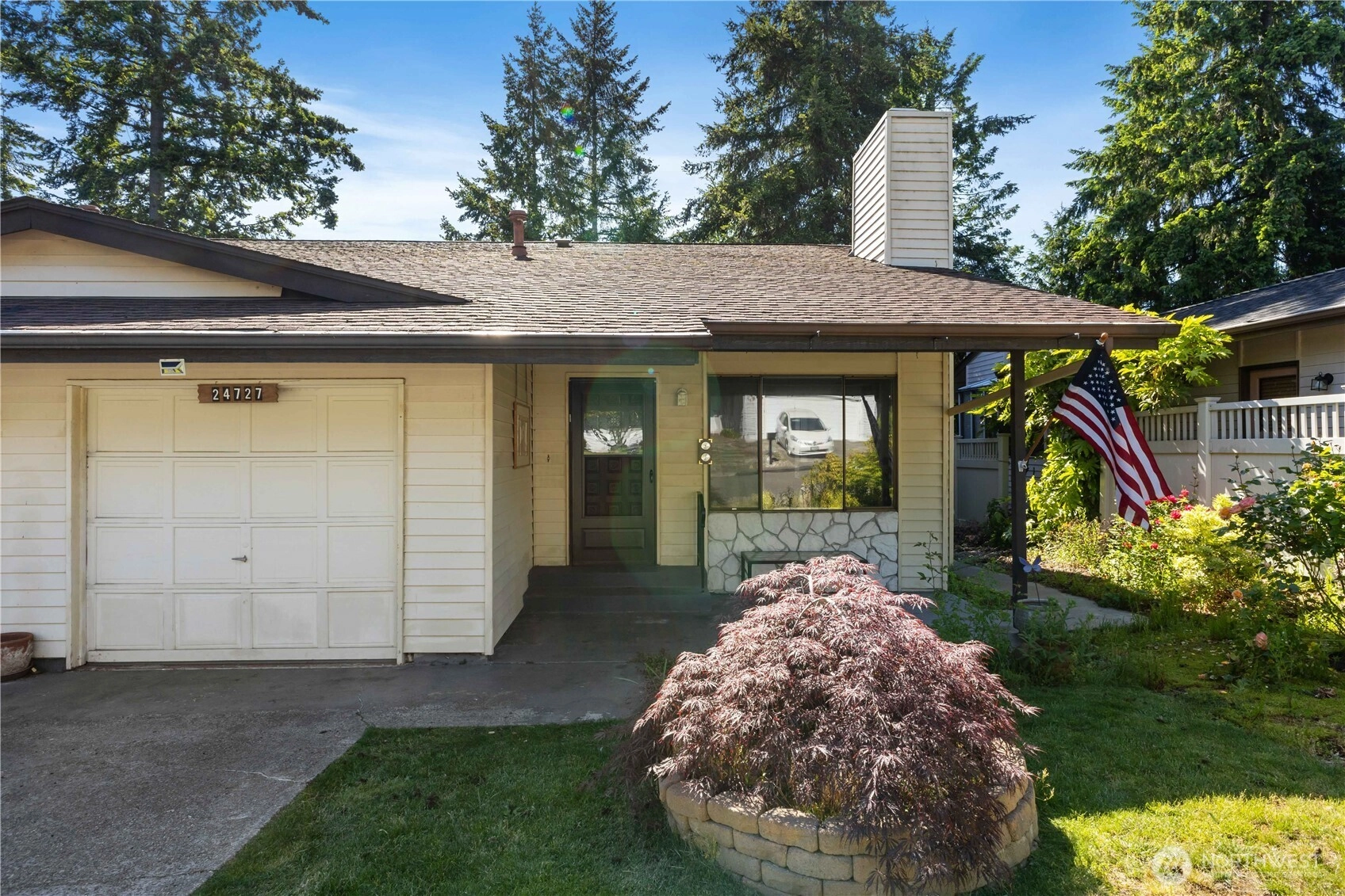 24727 12th Ave S Des Moines WA 98198