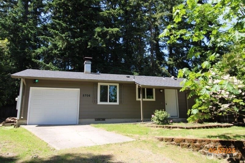5706 188th Ave Bonney Lake WA 98391
