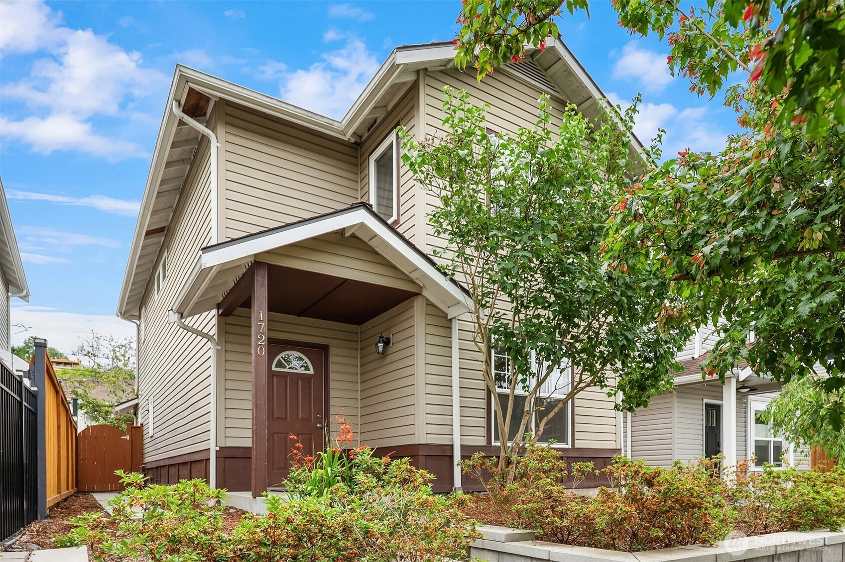 1720 26th Ave S Unit  Seattle WA 98144
