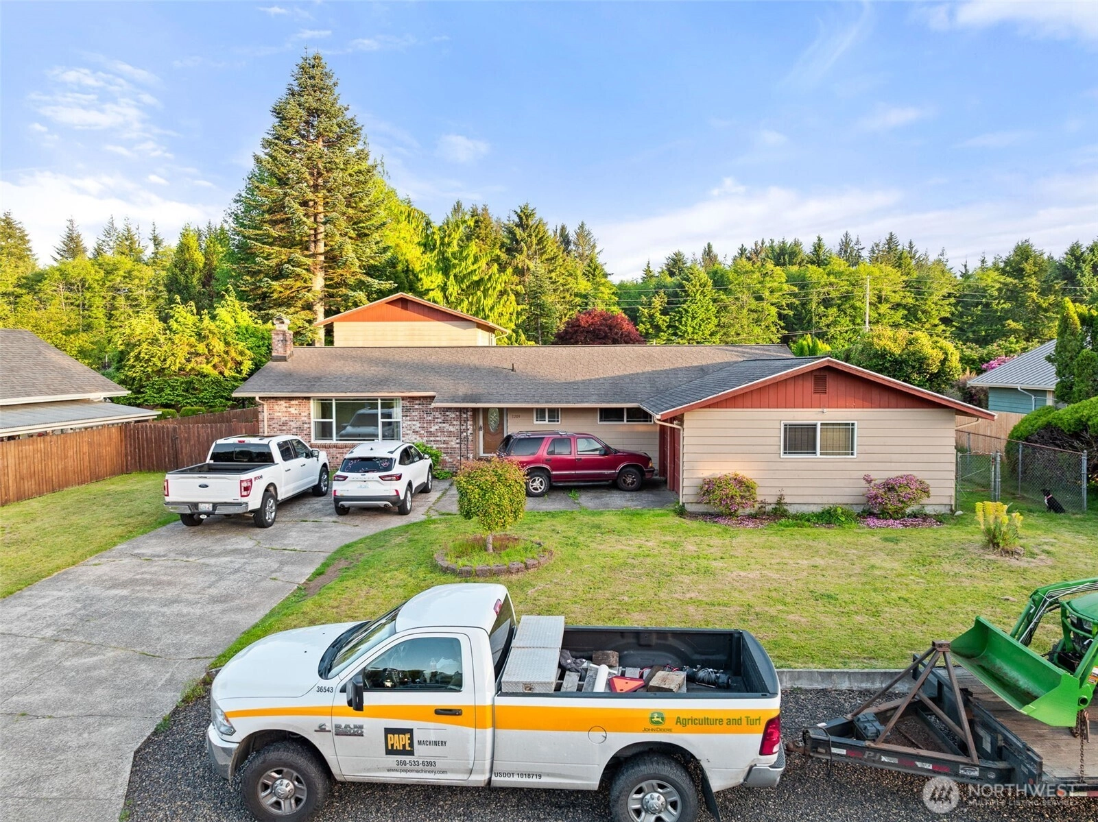1209 Dundee Dr Cosmopolis WA 98537