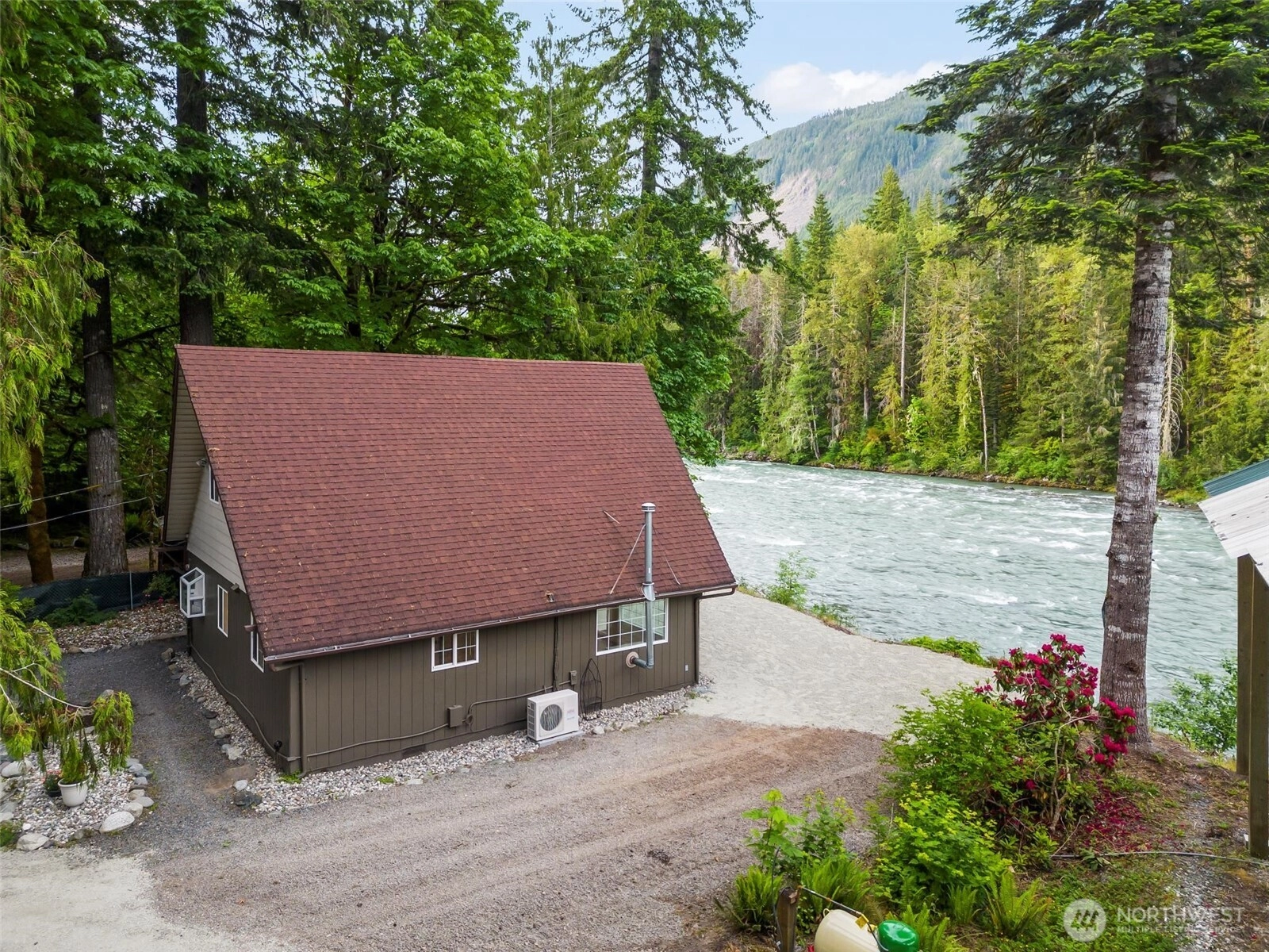 25921 Clear Creek Rd Unit  Darrington WA 98241