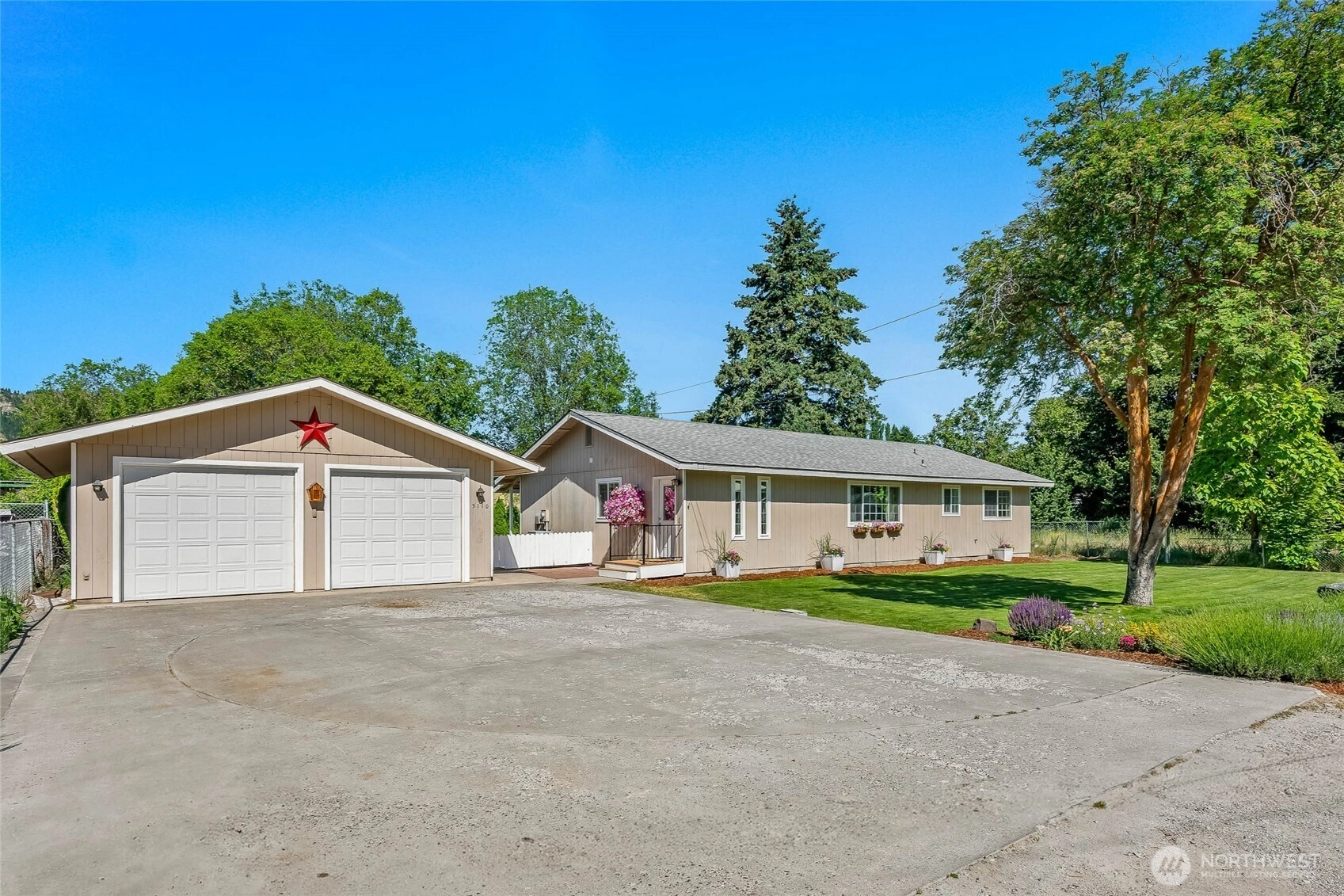 5110 Regan Rd Cashmere WA 98815