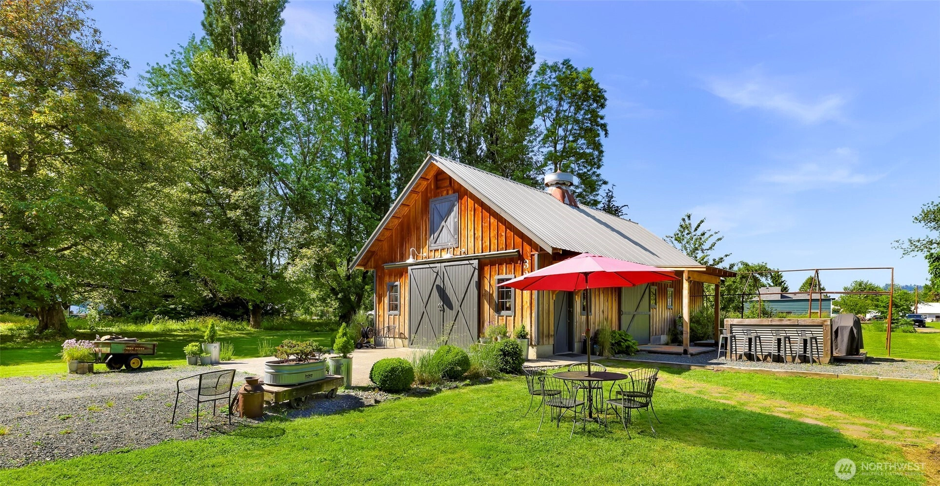 329 Columbia St Sumas WA 98295