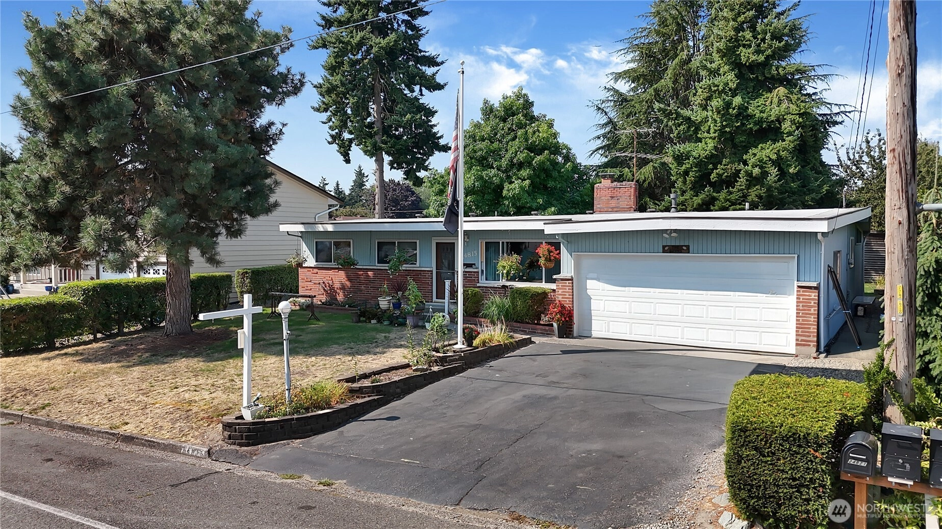 24815 42nd Ave S Kent WA 98032