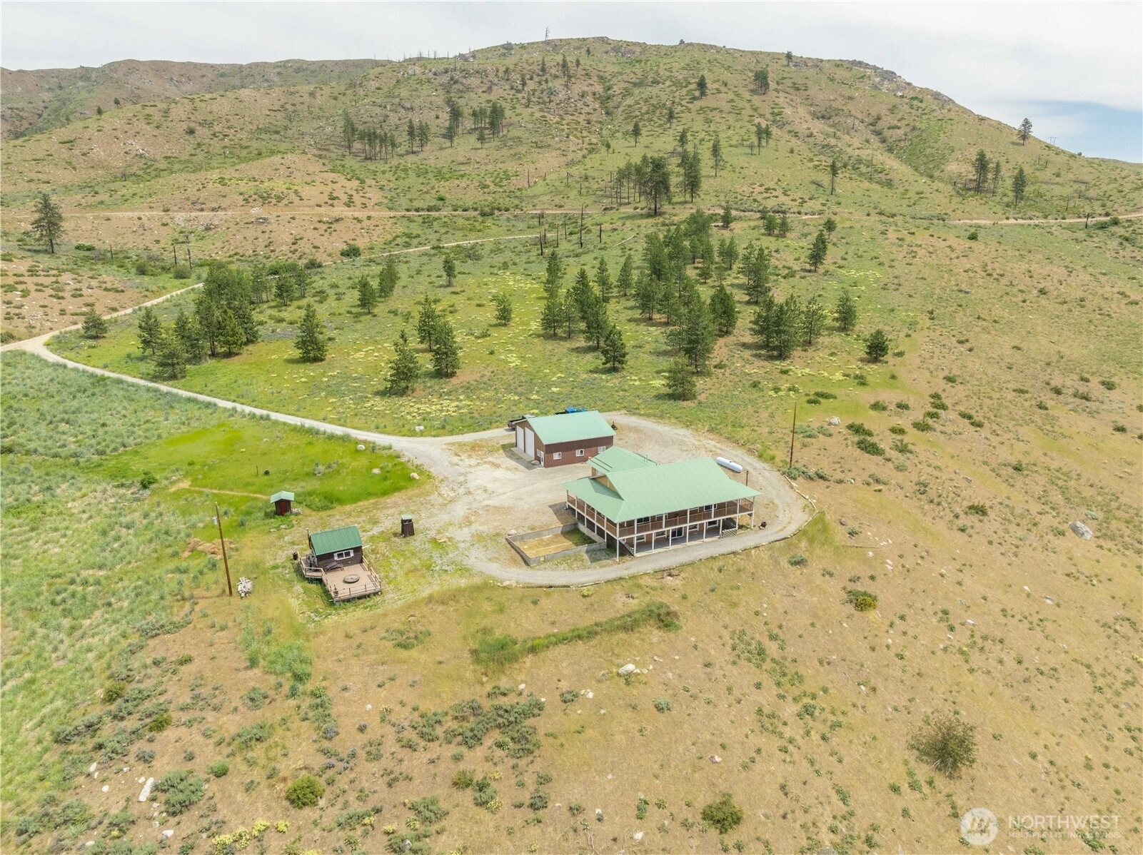 29 Barn Dance Dr Pateros WA 98846