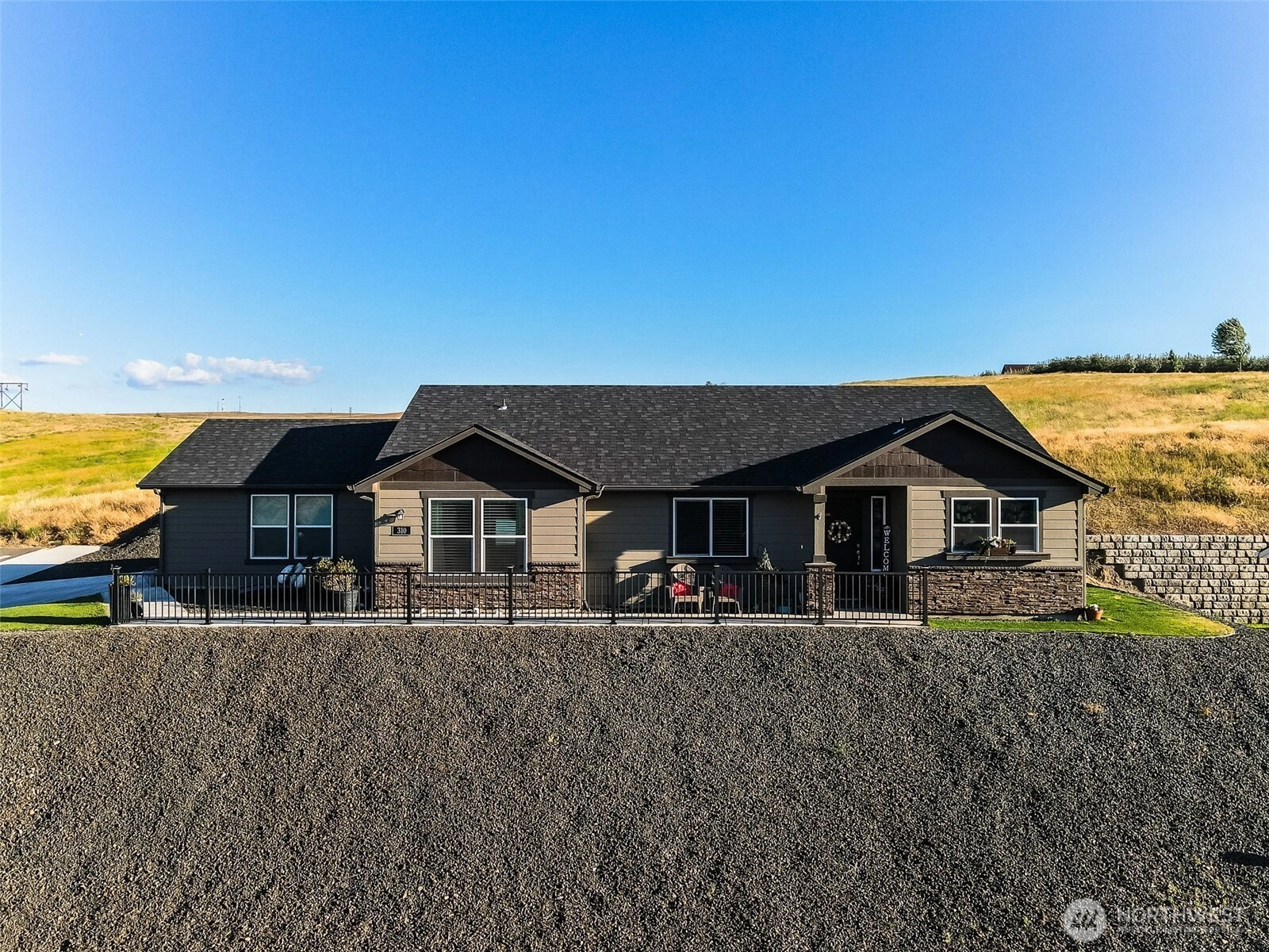 310 S 12th St Selah WA 98942