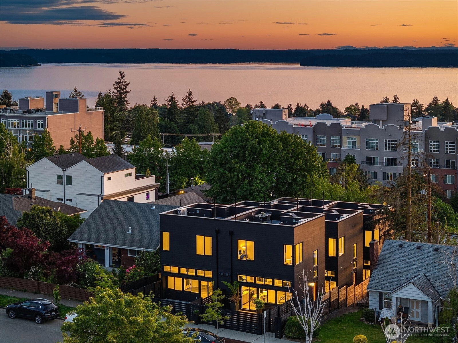 4825 42nd Ave SW Seattle WA 98116