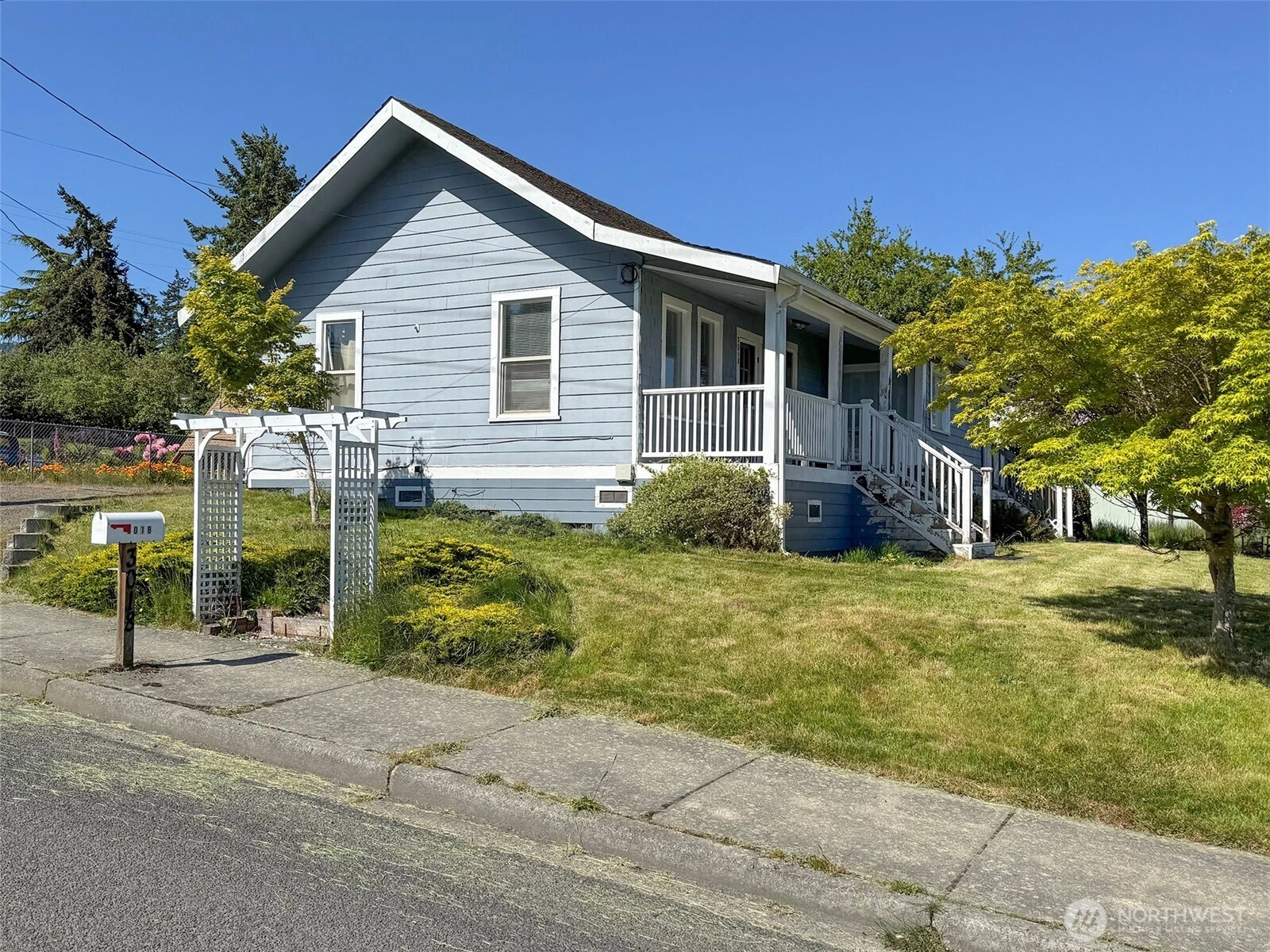 3018 S Peabody St Port Angeles WA 98362