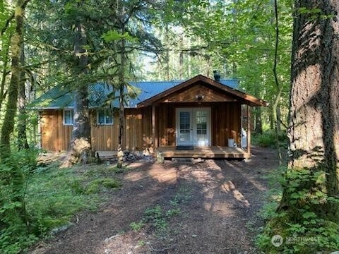 7485 Olsen Dr Glacier WA 98244