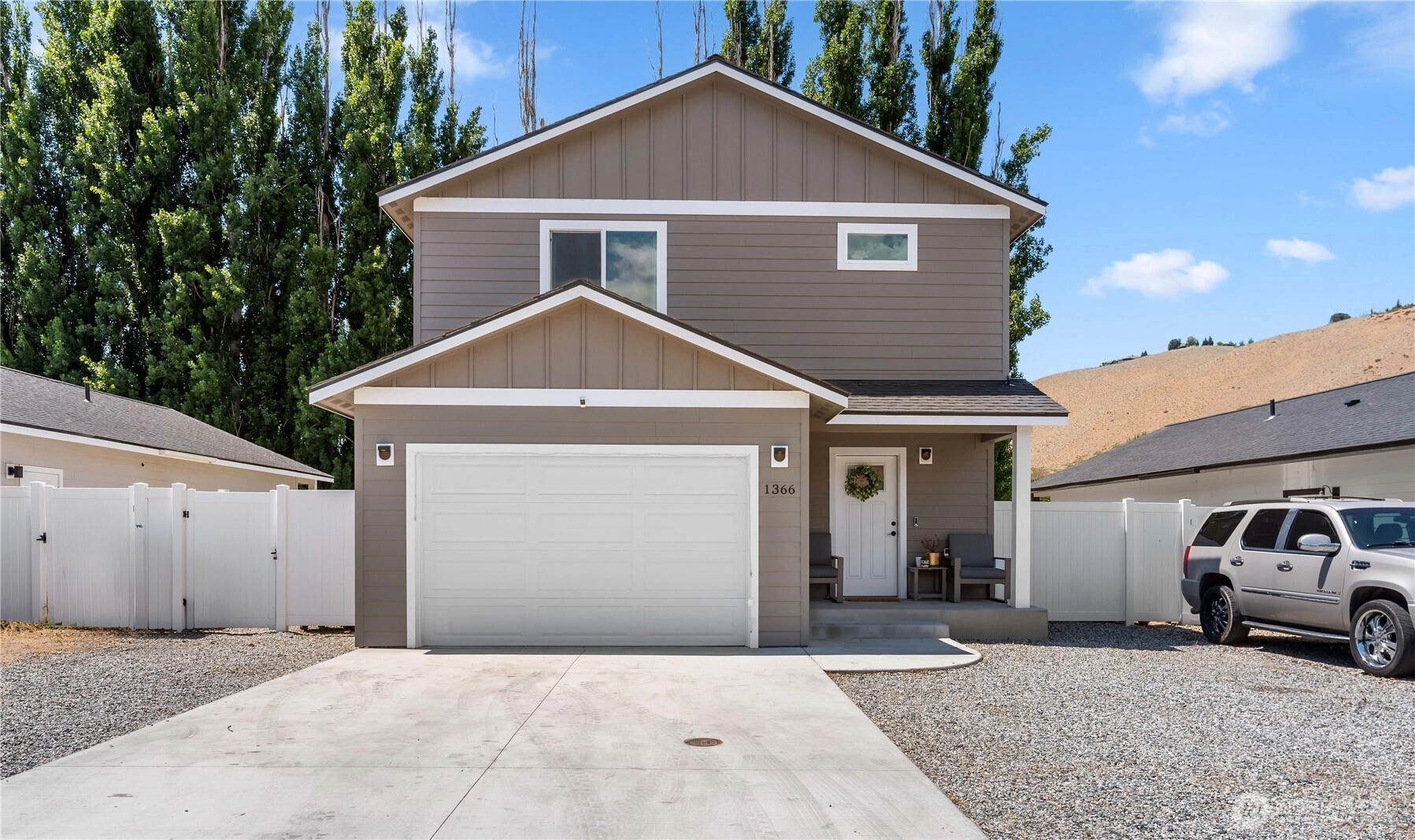 1366 Theo Way Rock Island WA 98850