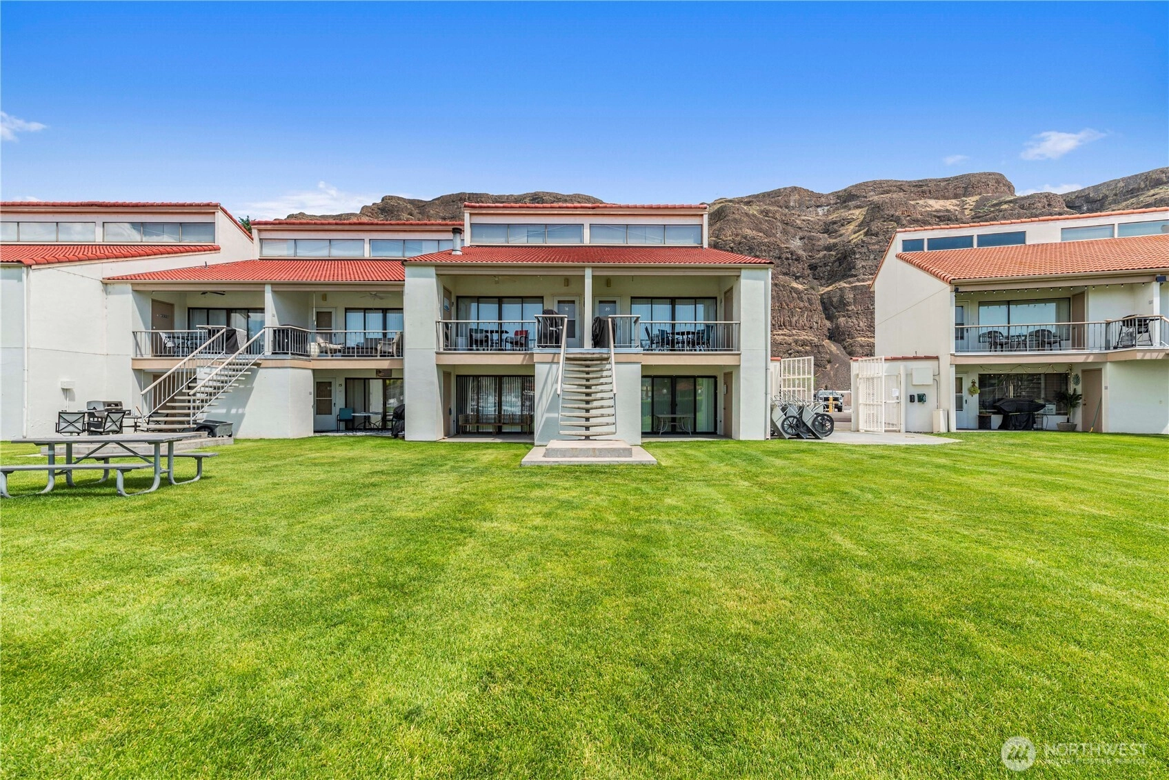 8903 Crescent Bar Rd NW Unit 18 Unit 18 Quincy WA 98848