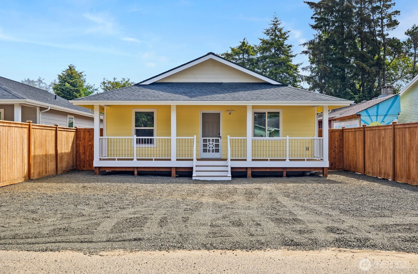 712 N 3rd St Unit  Westport WA 98595