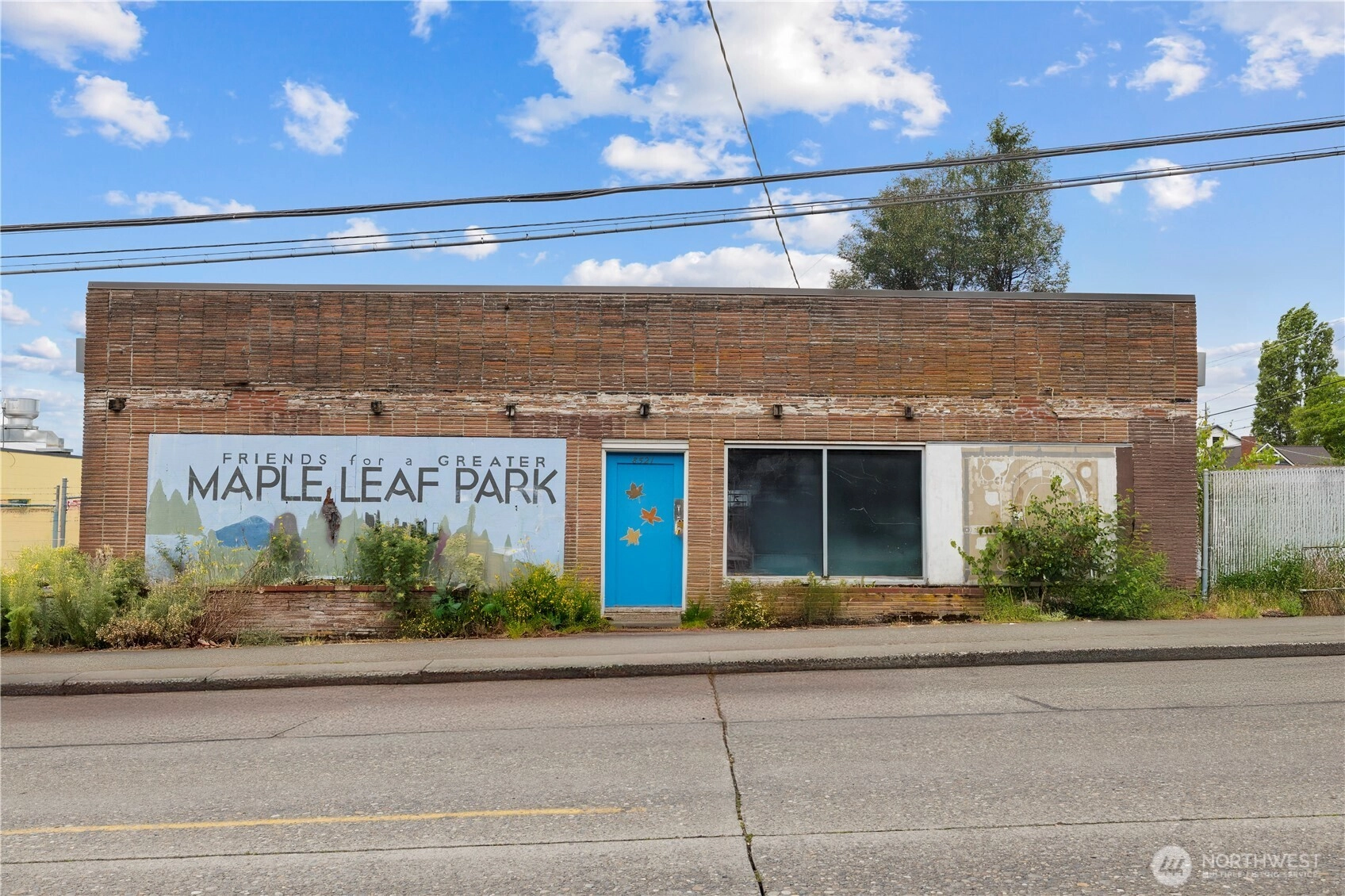 8521 Roosevelt Way NE Seattle WA 98115