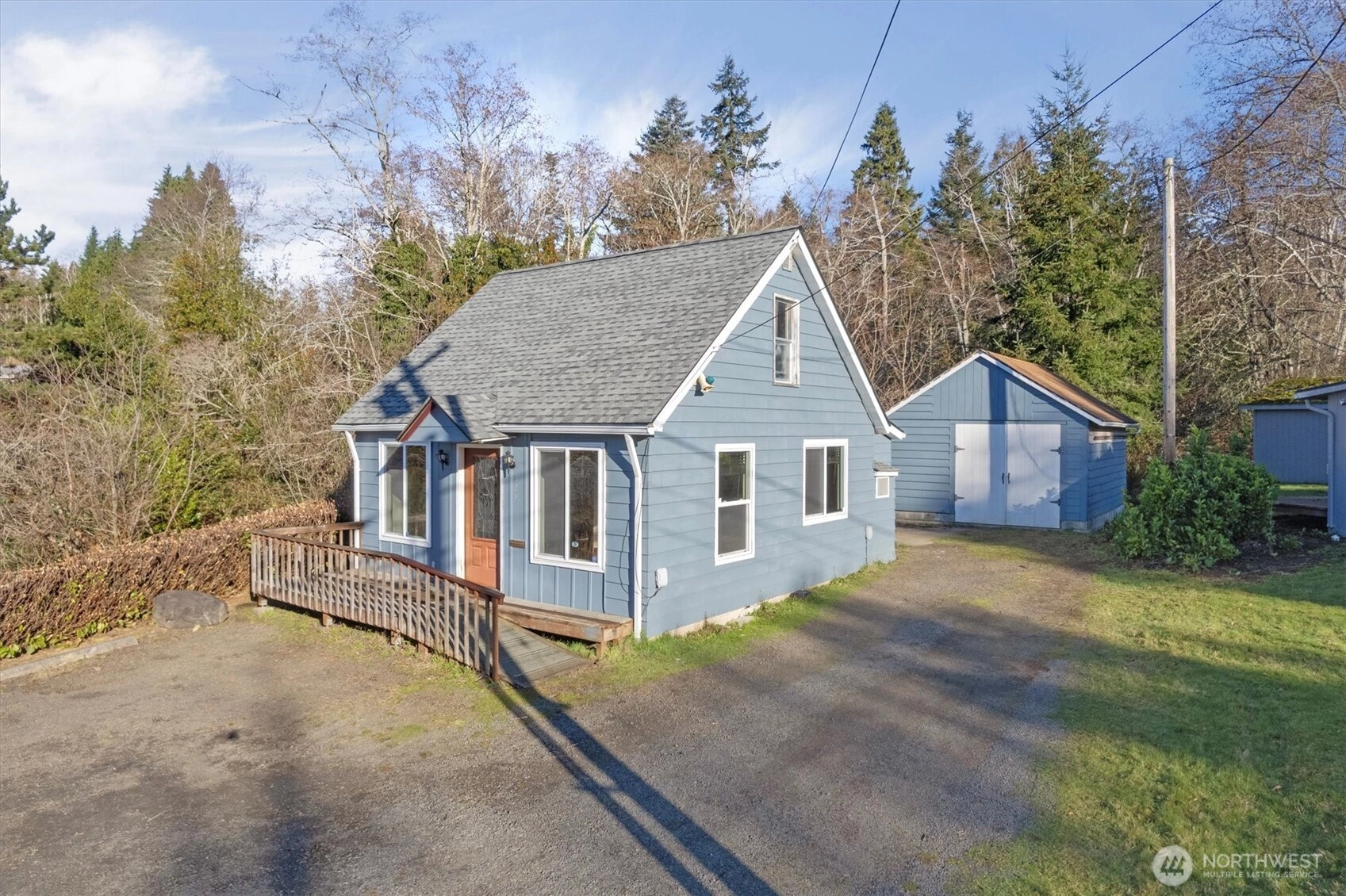 325 E State Route 4 Cathlamet WA 98612
