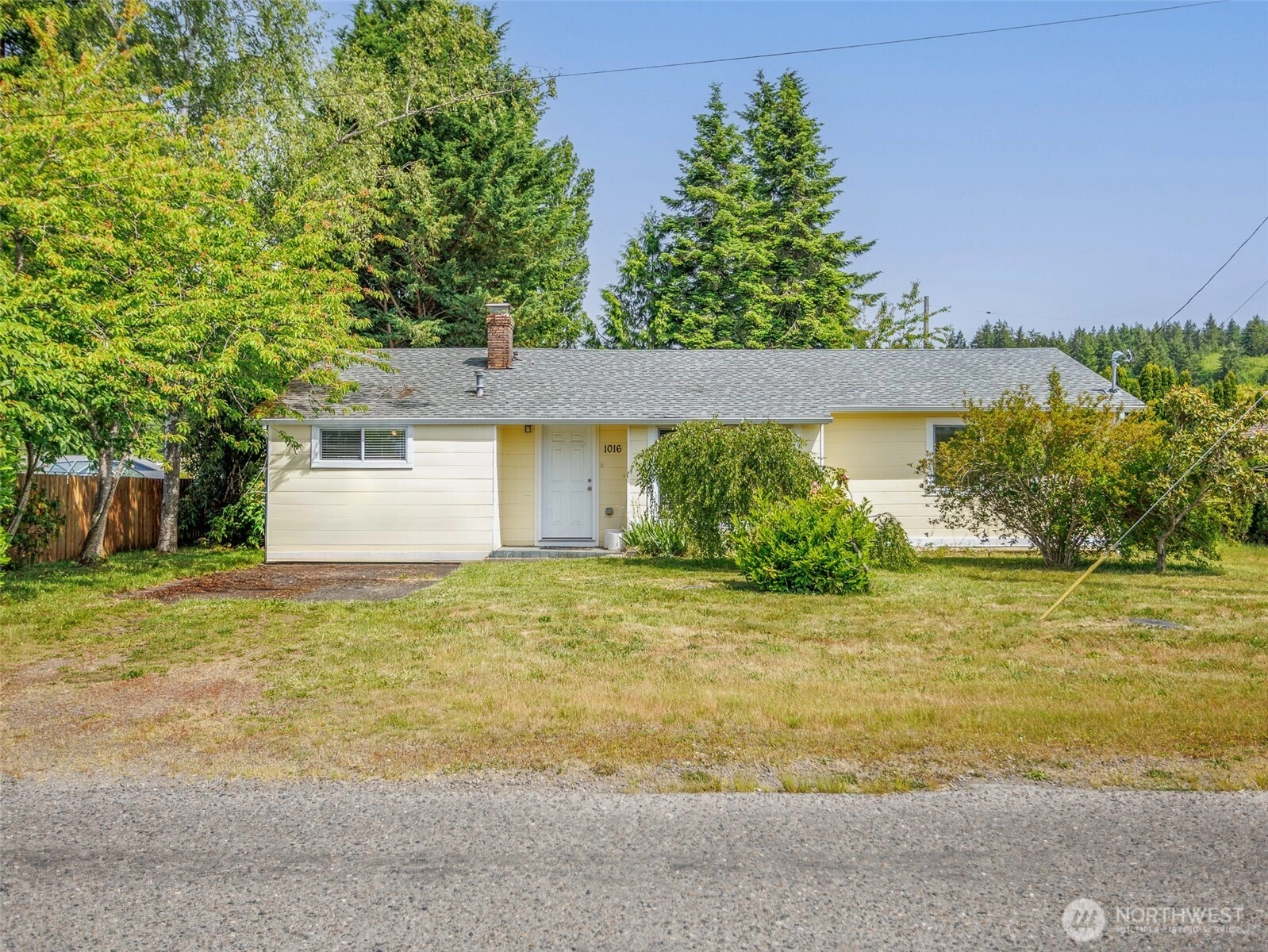 1016 W Martin St Unit  Elma WA 98541
