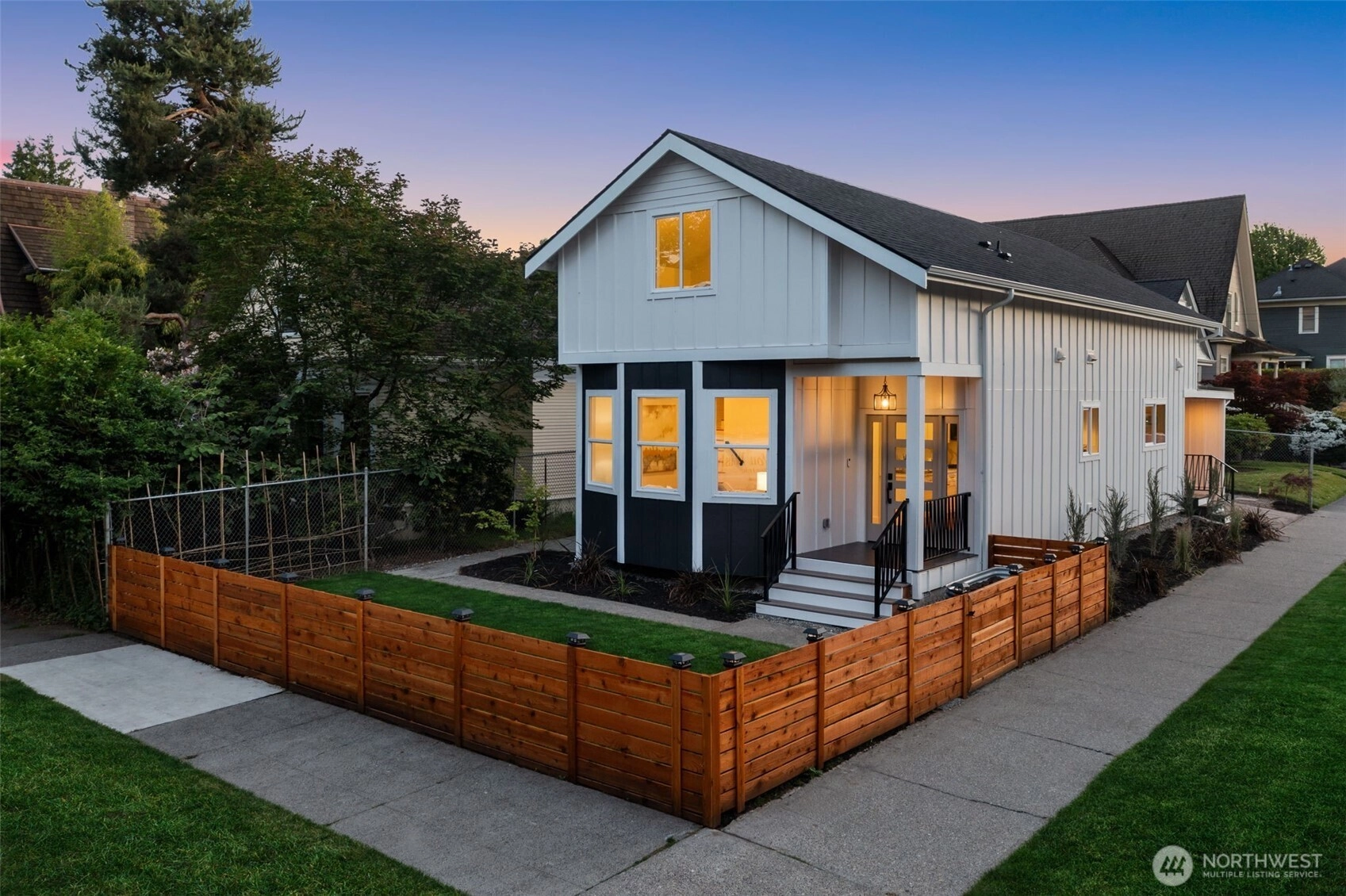 351 17th Ave E Seattle WA 98112