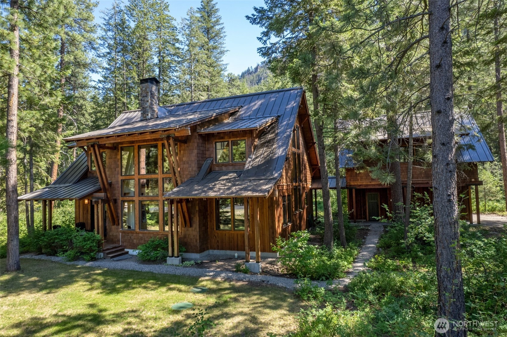 25 Freestone Lake Dr Unit  Mazama WA 98833