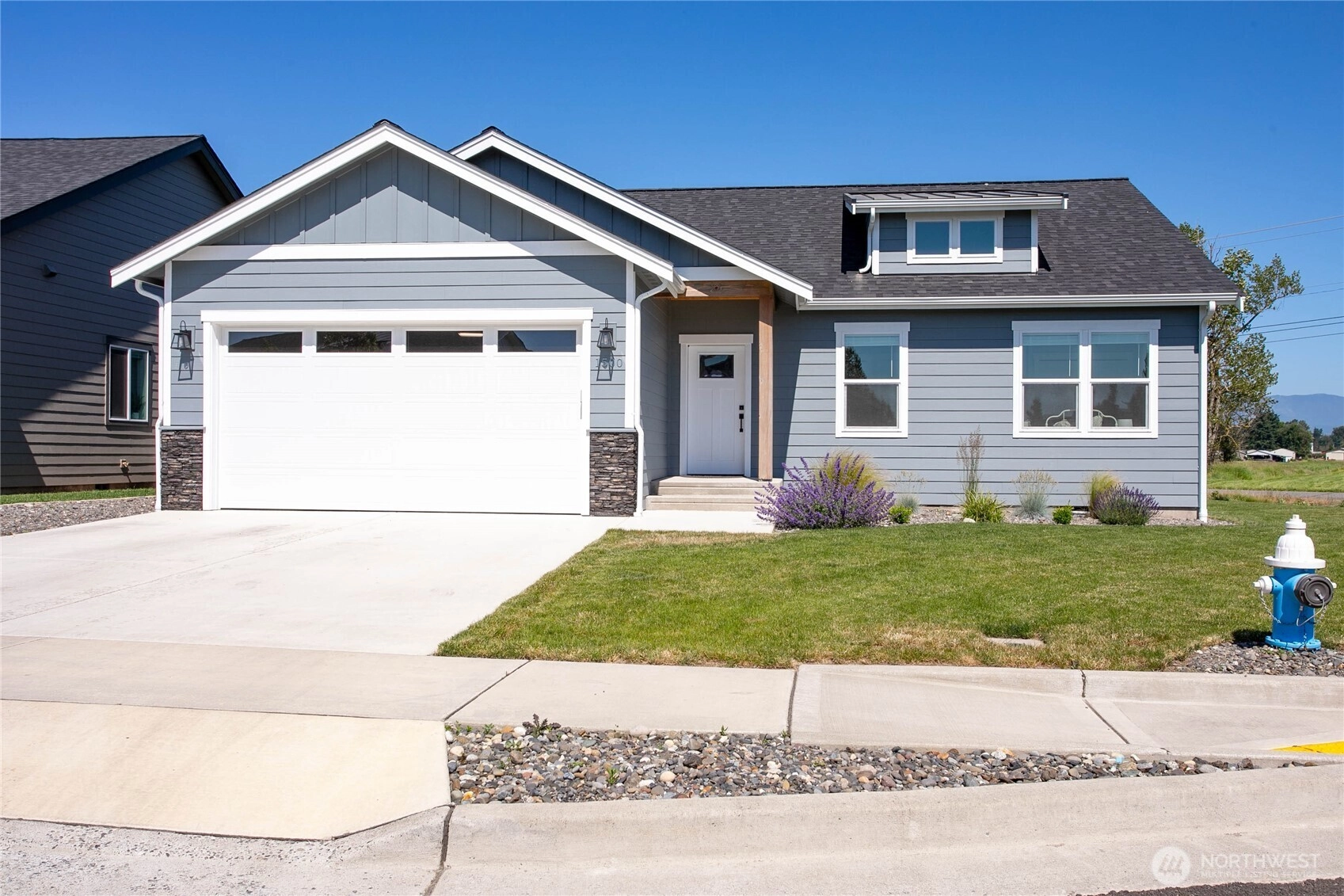 1500 Bowfin Ct Unit  Lynden WA 98264