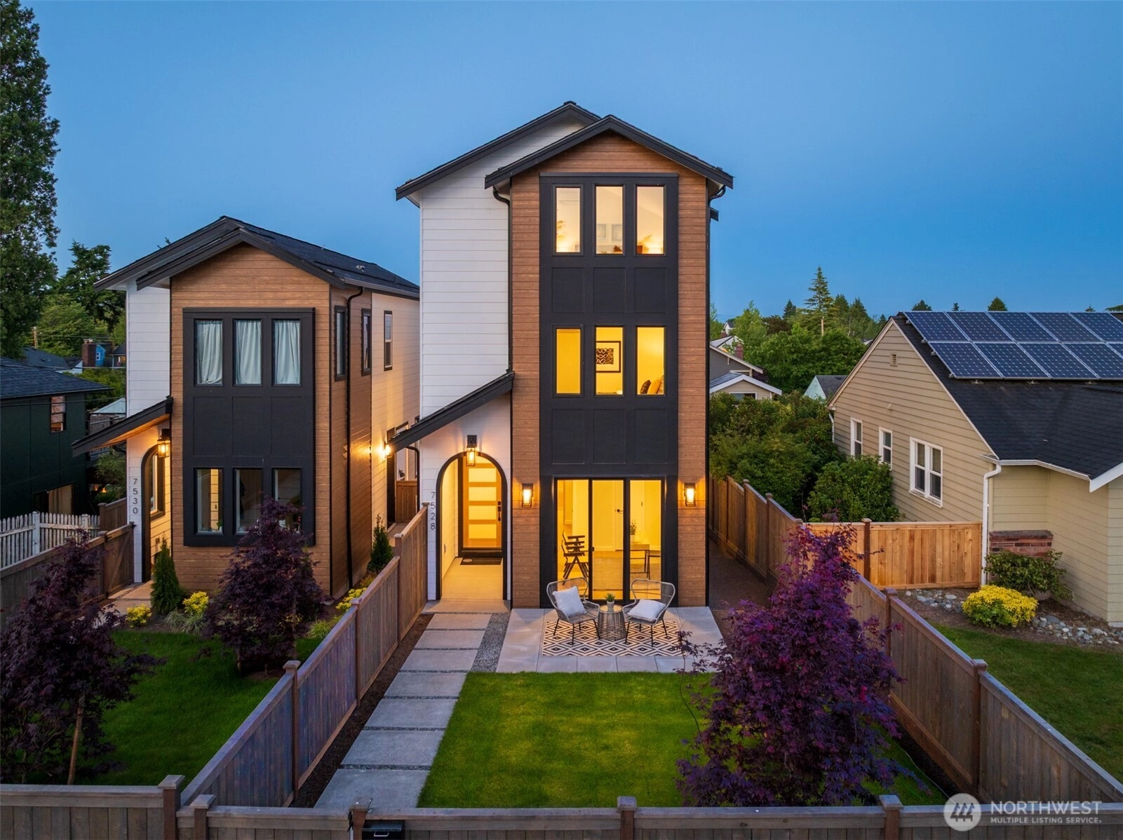 7528 30th Ave NW Seattle WA 98117