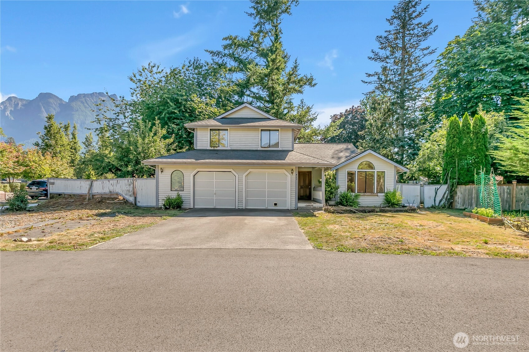 429 SE Orchard Dr North Bend WA 98045