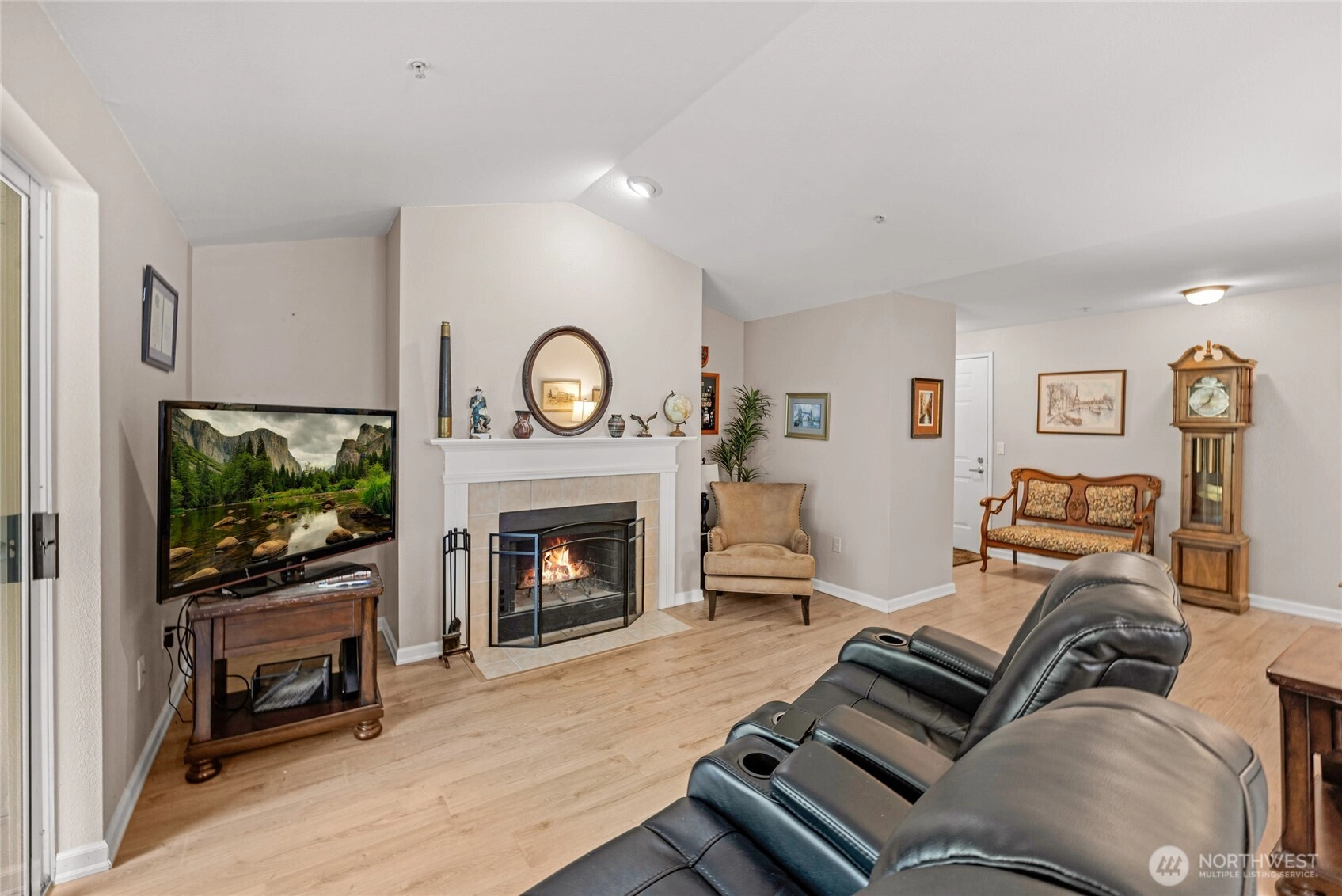 23303 Cedar Way Unit T201 Unit T201 Mountlake Terrace WA 98043