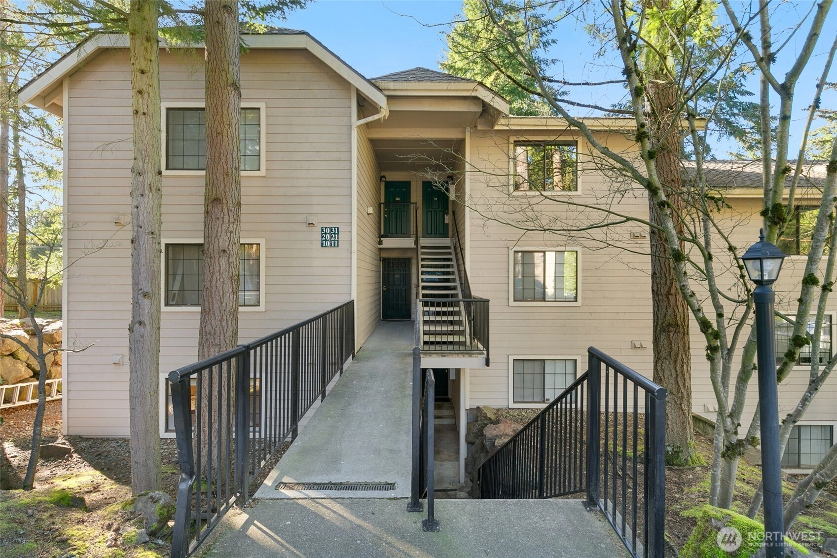 12505 NE 116th St Unit A10 Kirkland WA 98034