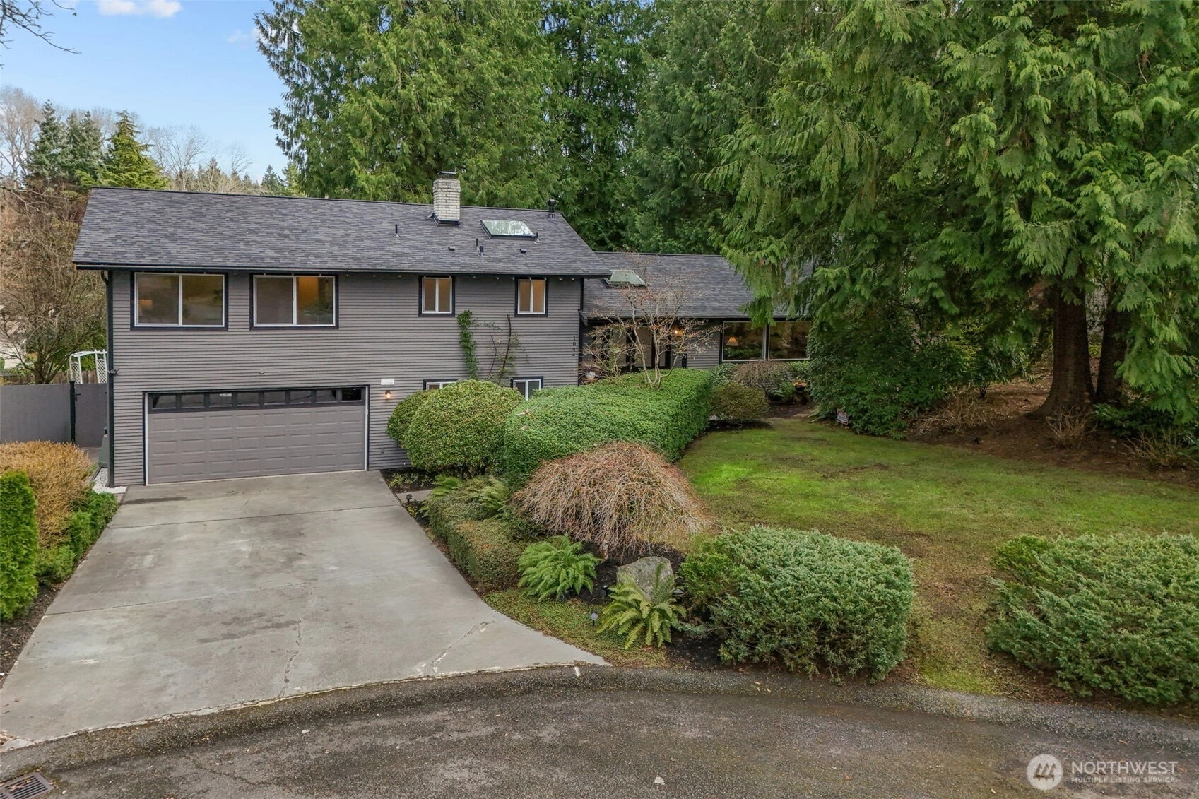1044 145th Pl NE Bellevue WA 98007