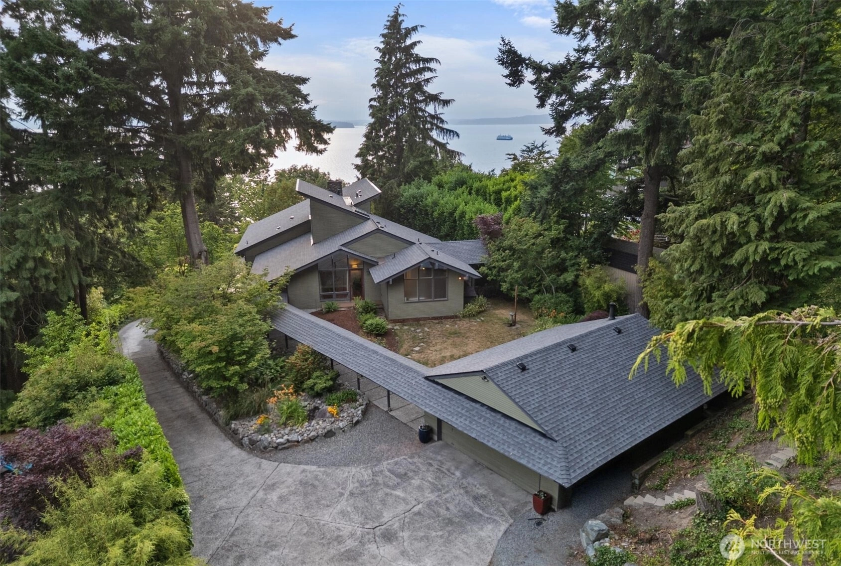 10214 47th Ave SW Seattle WA 98146