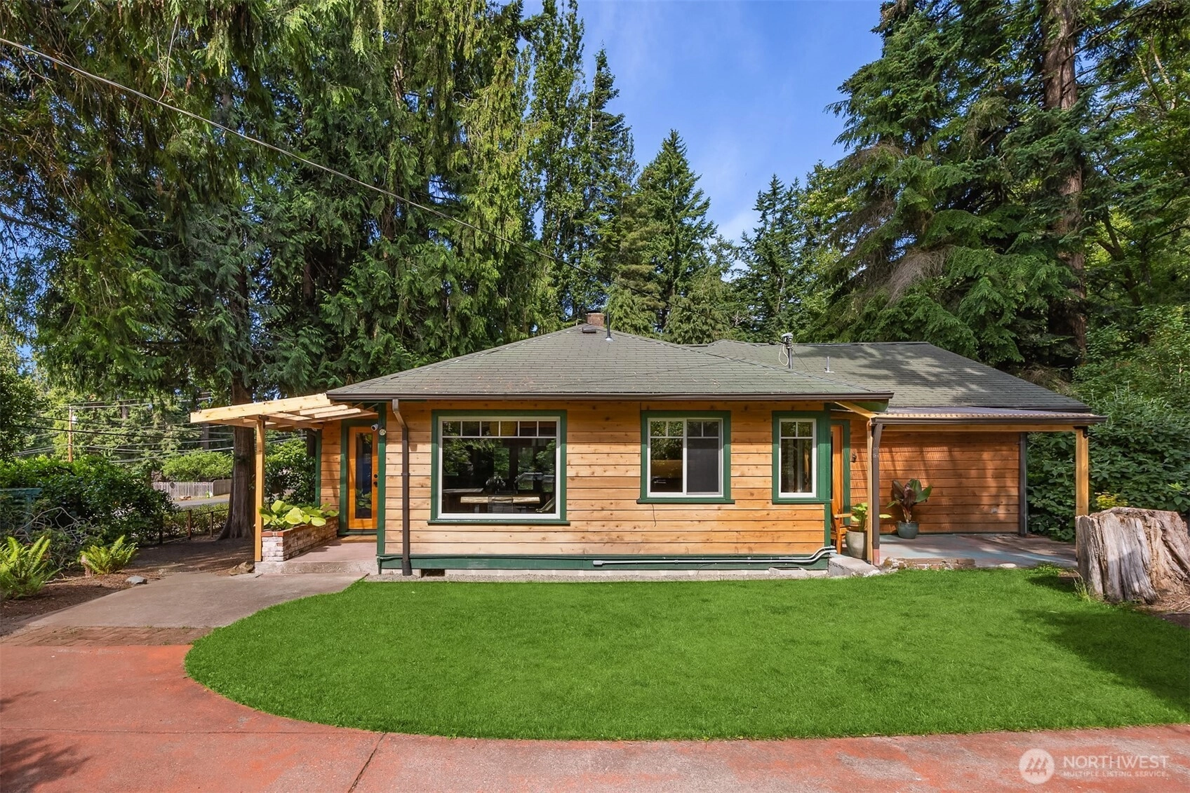 9194 NE Harris Ave Indianola WA 98342