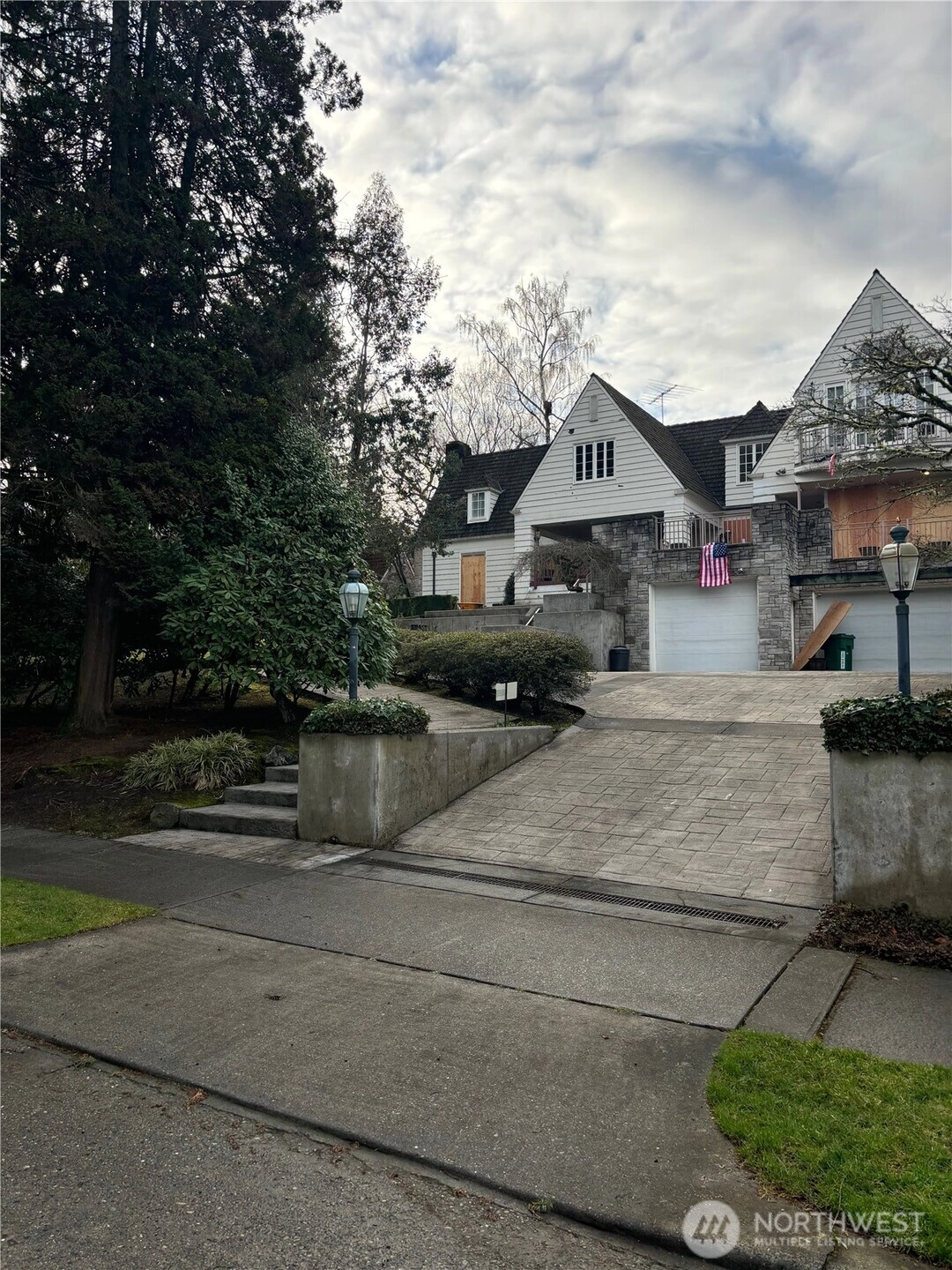 6518 NE Windermere Rd Seattle WA 98105