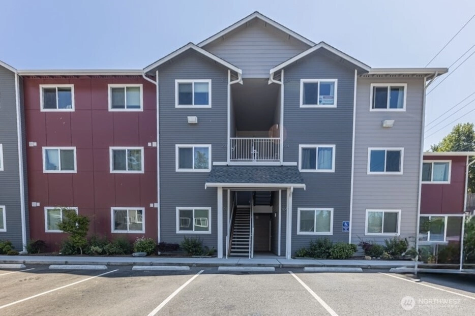 1651 SW Mulberry St Unit E304 Unit E304 Oak Harbor WA 98277