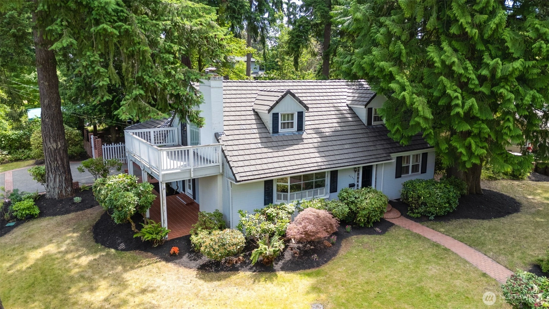 3706 84th Ave SE Unit  Mercer Island WA 98040