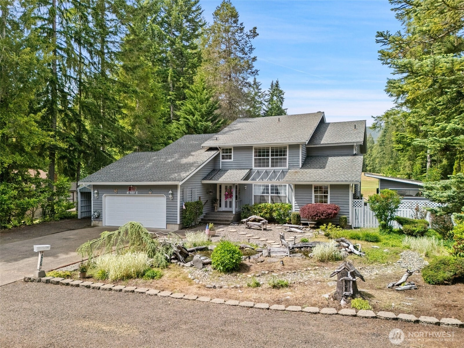 460 N Fairway Dr E Unit  Hoodsport WA 98548