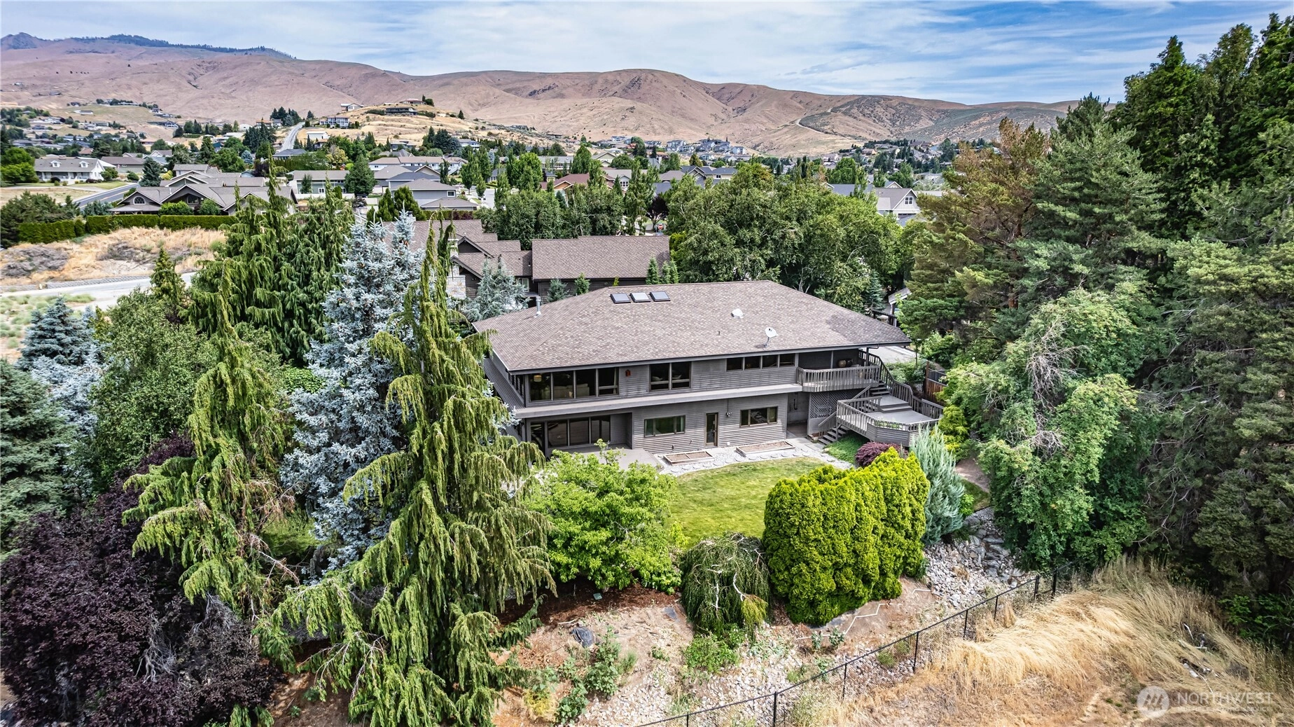 423 Lombard Lane Unit  Wenatchee WA 98801