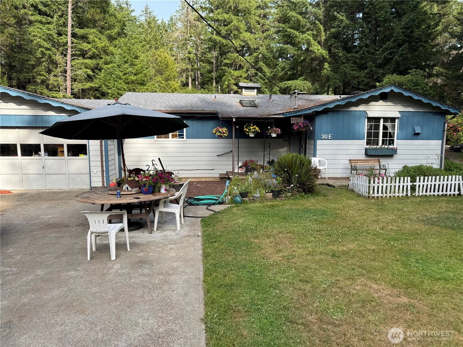 30 E Restful Rd Grapeview WA 98546
