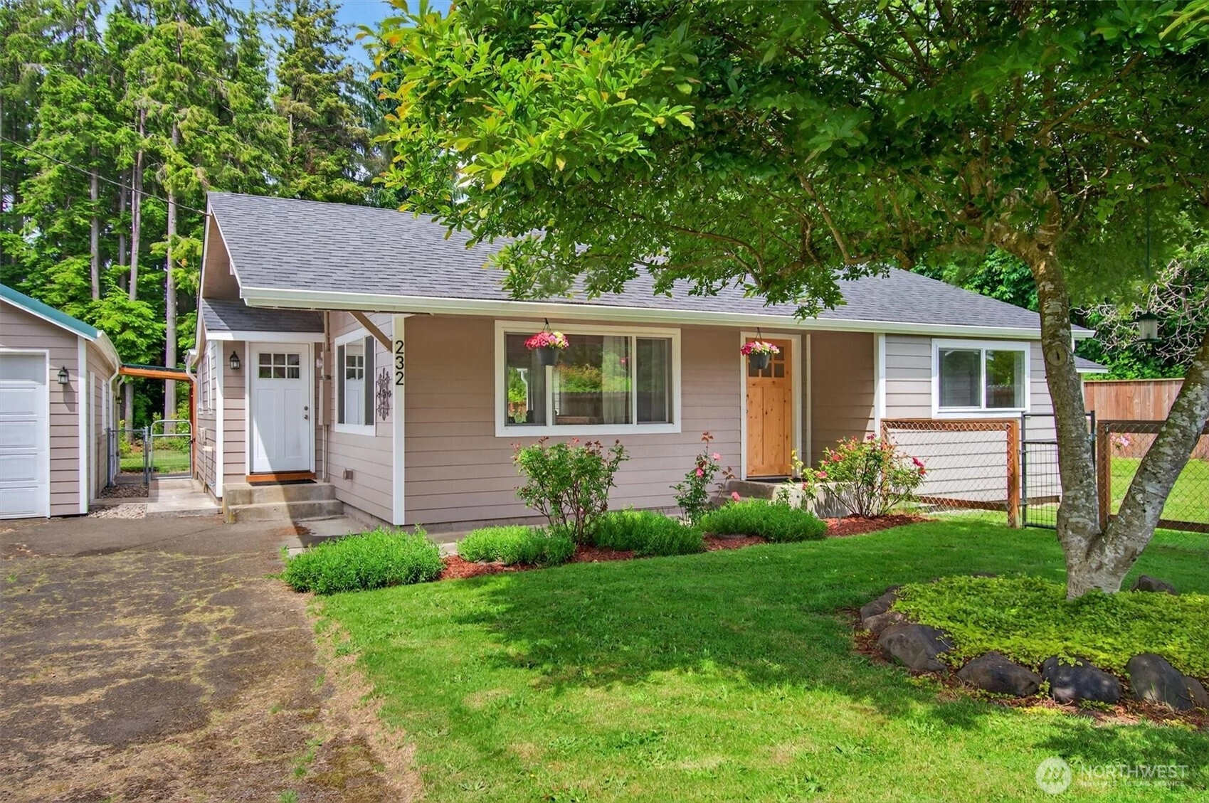 232 Altoona-pillar Rock Rd Rosburg WA 98643