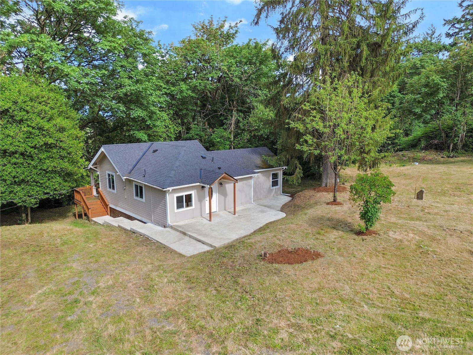 4627 S 140th St Tukwila WA 98168