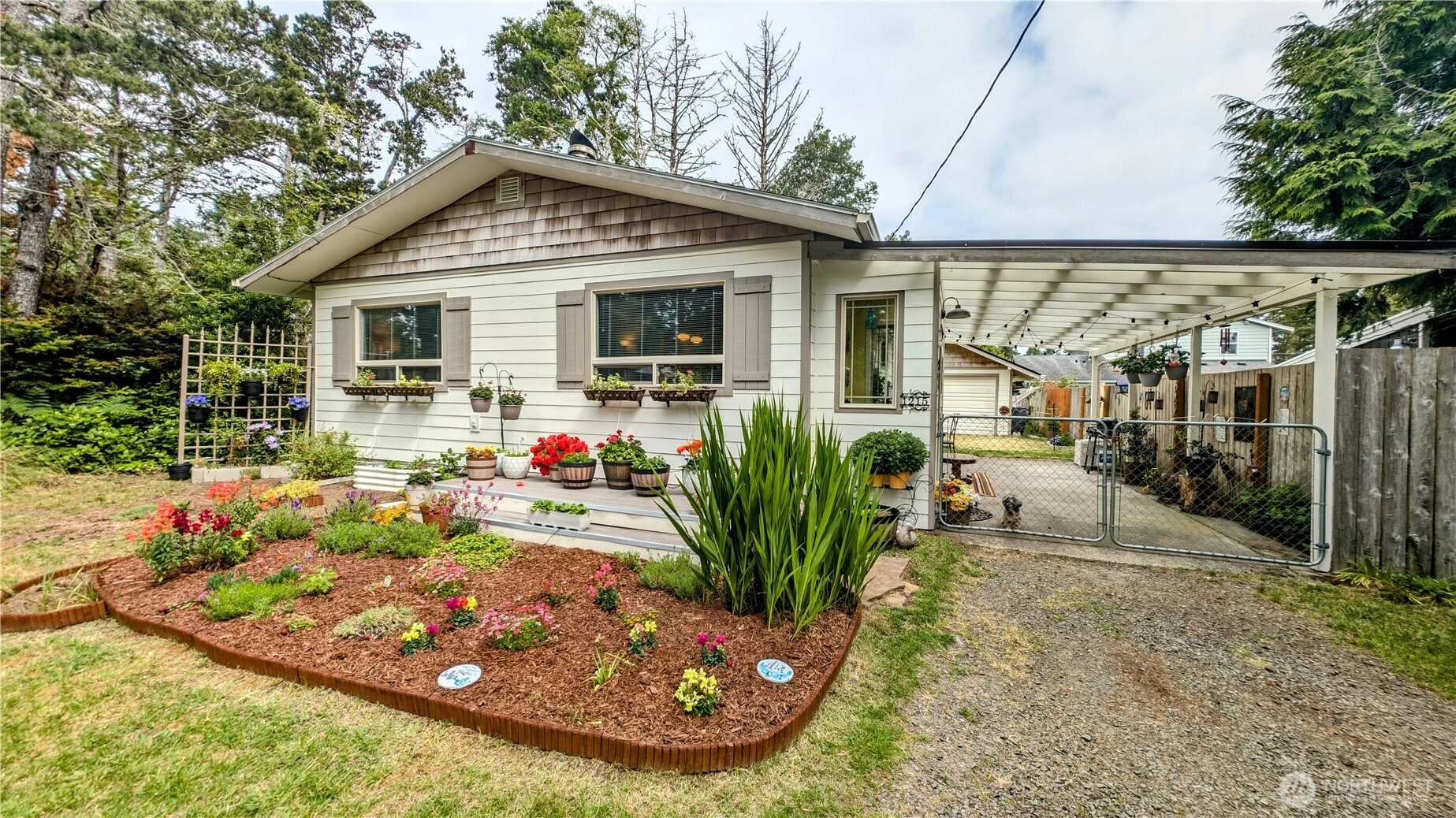 1215 273rd Pl Unit  Ocean Park WA 98640