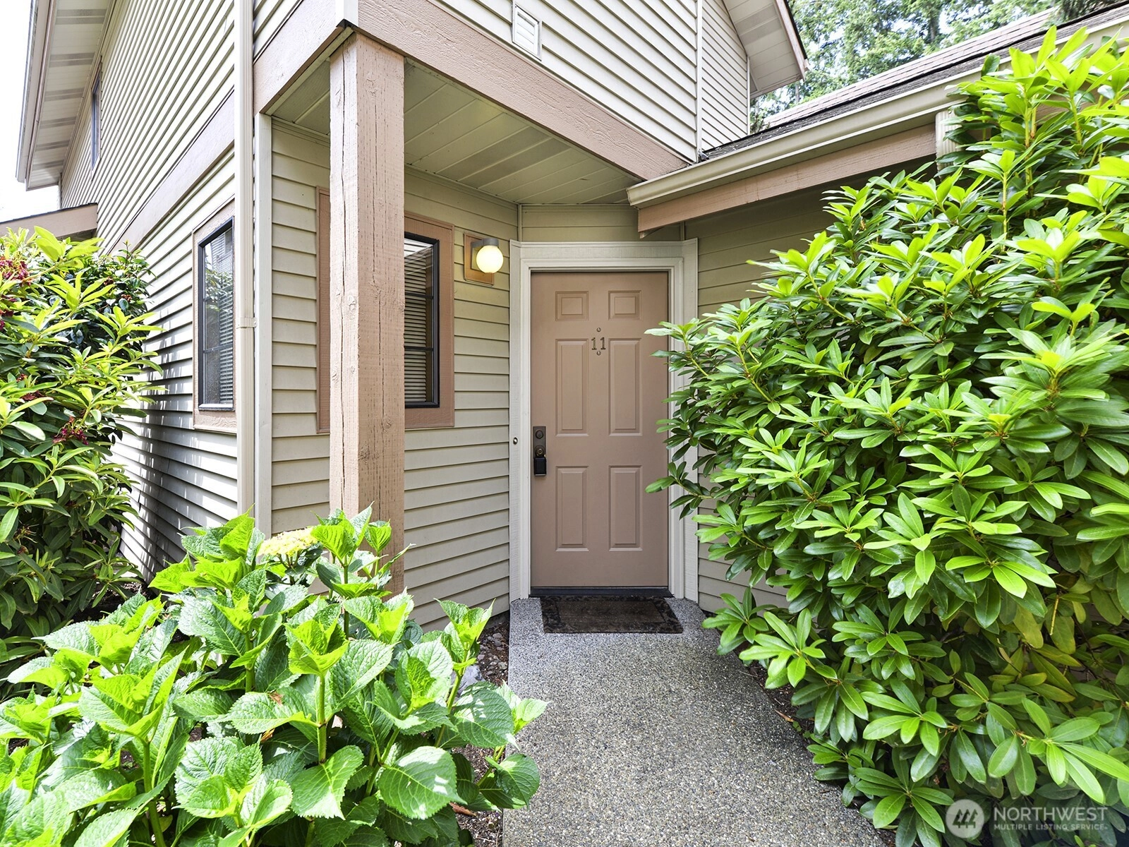 1572 NE 177th St Unit B11 Unit B11 Shoreline WA 98155