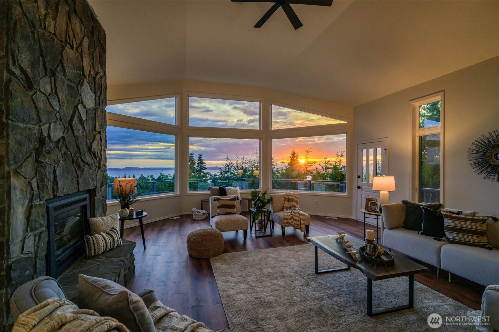3995 Bay Ln Anacortes WA 98221