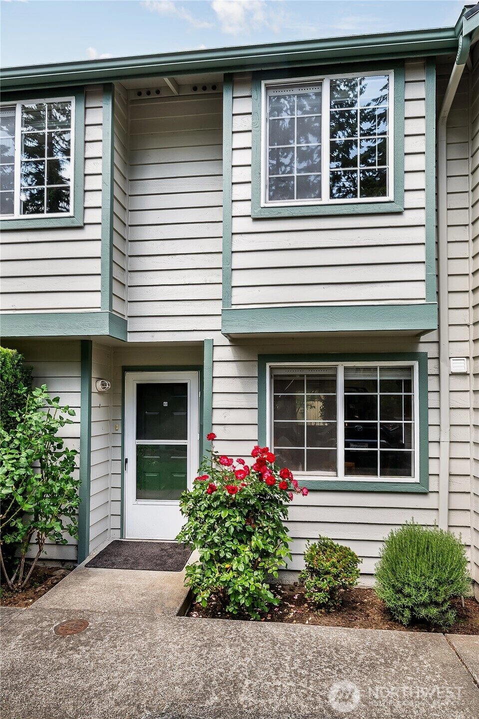 21305 50th Ave W Unit B2 Unit B2 Mountlake Terrace WA 98043