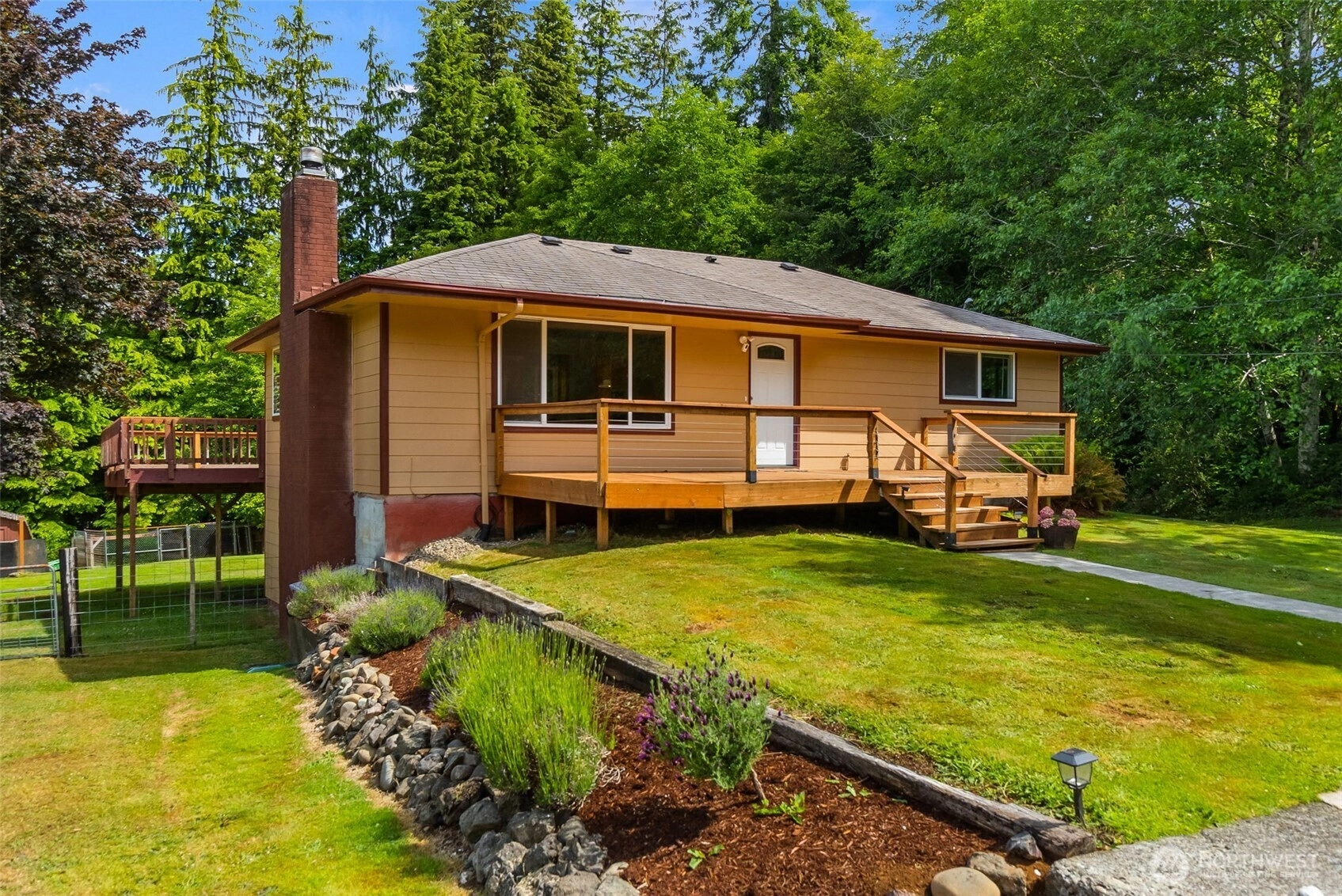 508 Ocean Beach Rd Hoquiam WA 98550